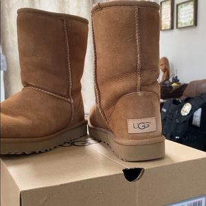 ✖️SOLD✖️ Women’s UGG Boots